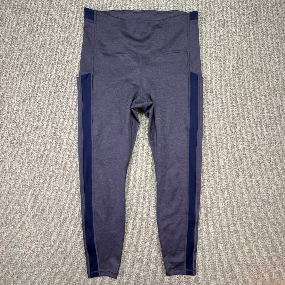 Athleta Ultimate Stash Pocket 7/8‎ Tight Leggings Purple Womens Small High Rise